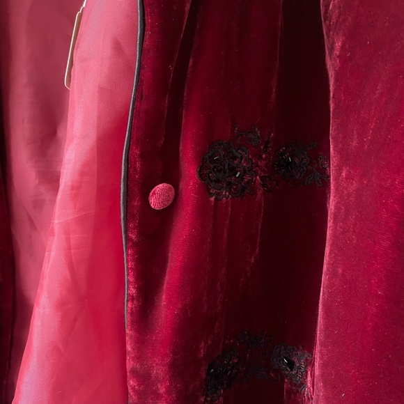Vintage Red Velvet Jacket with Black Beading - Picture 9 of 9